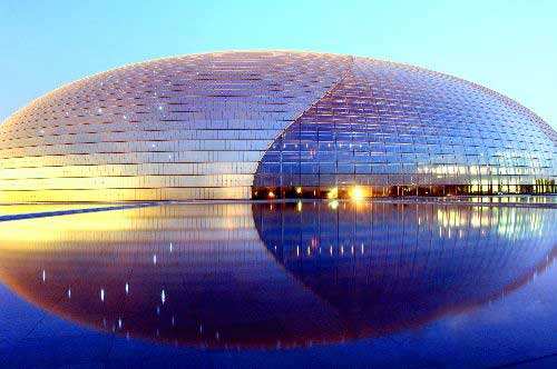 樹脂井蓋和鑄鐵井蓋各有各的優勢，看使用場合來決定。